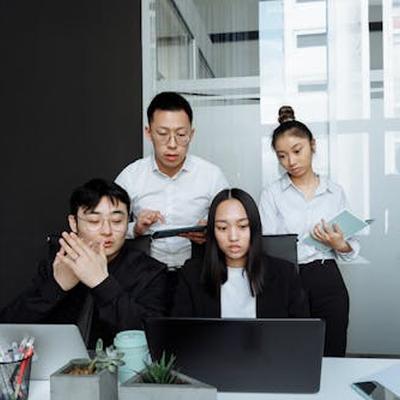 萧童馨